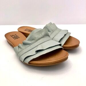 Miz Mooz Alena Gray Green Leather Ruffled Slide Sandals Womens 7.5-8 EU 38‎